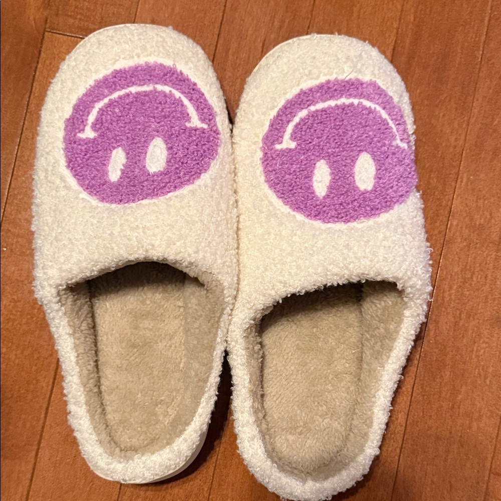 Cozy Cream Slippers with Purple Smiley Face